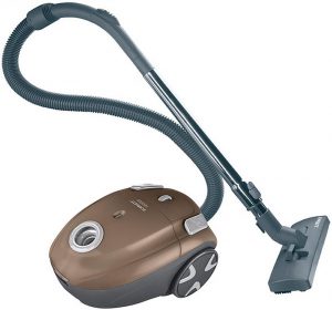 Aspirateur économique Scarlett SC-VC80B02